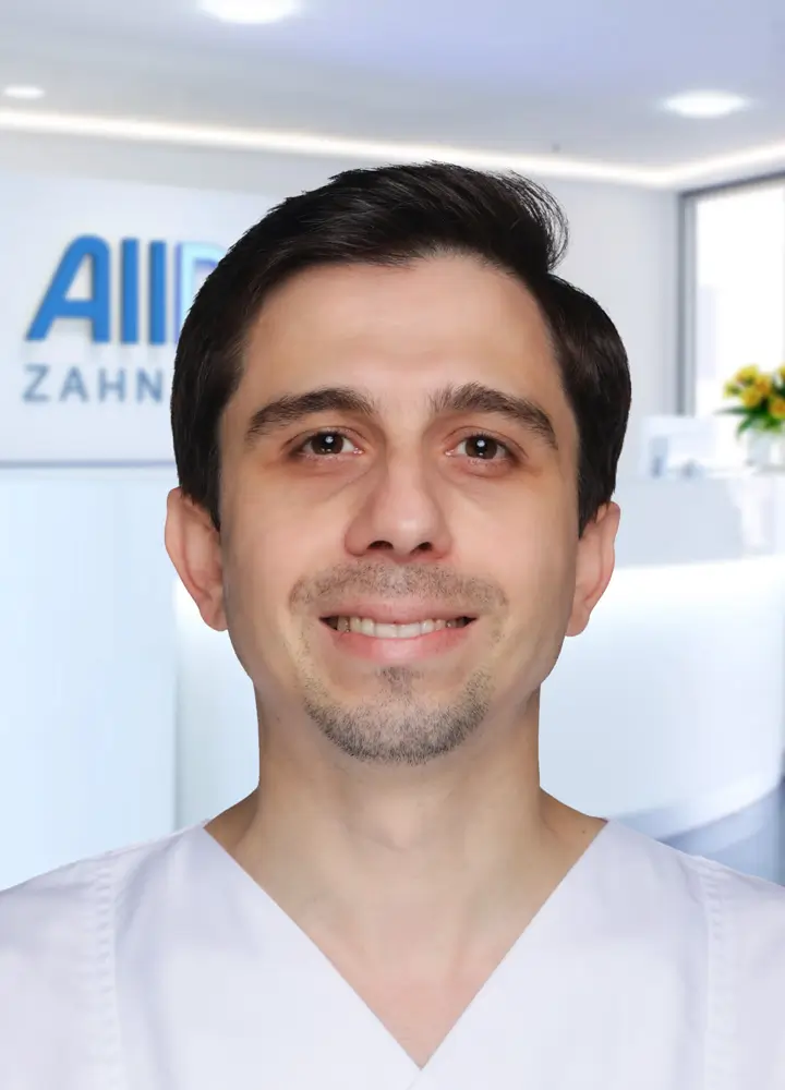 Portrait Zahnarzt Omar Albiress (AllDent Bochum)